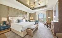 Gulf views, balcony, luxurious, elegant.