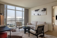 2 Bedroom Suite (Plaza View, Theme Park Access)