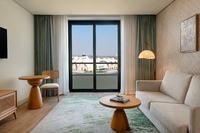 1 Bedroom Suite (Plaza View, Theme Park Access)