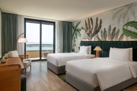 2 Bedroom Suite (SeaView Balcony, Theme Park Access)