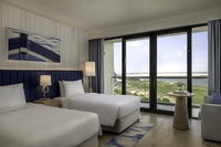 Twin Deluxe Room (SeaView Balcony, Theme Park Access)
