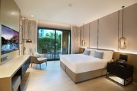 King Bedroom, Seperate living room and Dining Room