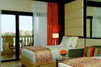 Queen beds, no extra bed.