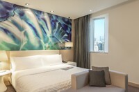 Corner king room with cityviews