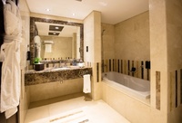 Luxurious rooms with stunning views