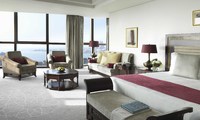 Contemporary Junior suites, King bed, spacious.