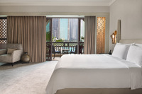 Spacious, luxurious suite with breakfast.