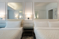 King bed, balcony, VIP amenities.