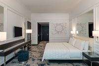 Two bedrooms, king & twin, Dubai Harbour view.