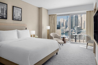 Executive Club Room (Marina View)