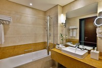 Traditional luxury, relaxation, health access.