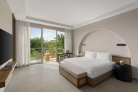 Panoramic views, stylish business space