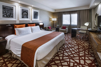 King Bed with amenities.