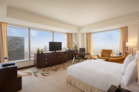 Panoramic views, luxurious corner room.