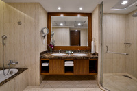 King Bed, Modern interior, Equipped Kitchenette