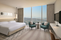 Elegant suite with Club access