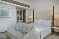 King Pearl Club Room (SeaView)
