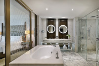 Pearl Club Suite