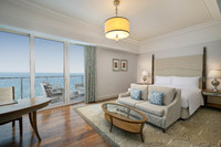 King Pearl Club Room (SeaView)
