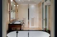 Breathtaking views, extravagantly furnished suites