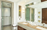 King Executive Suite, executive benefits