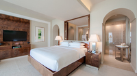 Top floor luxury, panoramic views.