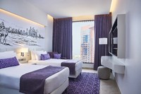 Chic suite featuring breathtaking skyline panorama