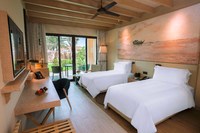 Twin Bedroom with Garden View and Terrace