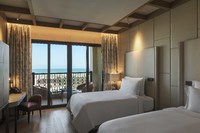 Spacious King and Twin Bedroom with Sea View