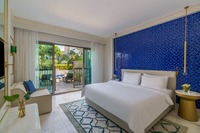 Comfortable family room with exclusive pool access