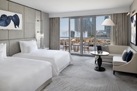 Twin bed, Club Lounge access, Burj Khalifa views.