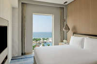 King / Twin, Sea view.