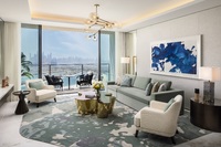 2 Queen Beds, Sea View.