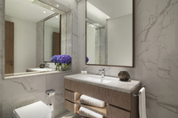 King or Twin Beds, City View, and Amenities.