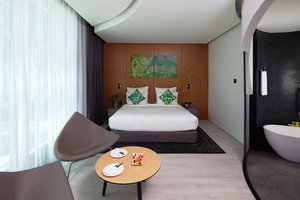 King Bed with Amenities.