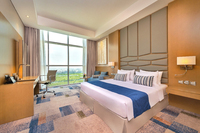 King or Twin Beds, City View