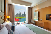 King or Twin Beds, City View