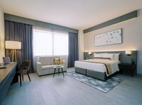 Kitchenette, 1 king-size bed, and sofa bed.