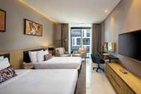 King/ Twin Bed, Minibar, Garden View