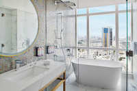 Luxurious, expansive, skyline-view escape.