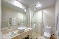 Elegant studio with Marina view