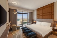 Stylish suite with kitchen comfort.