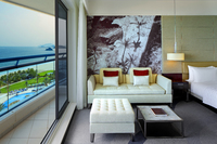 Exclusive services for Royal Club guests.