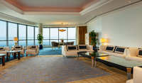 Exclusive services for Royal Club guests.