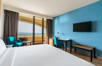 Spacious room with stunning sea views.