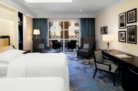 Club Room, King Bed, Balcony.